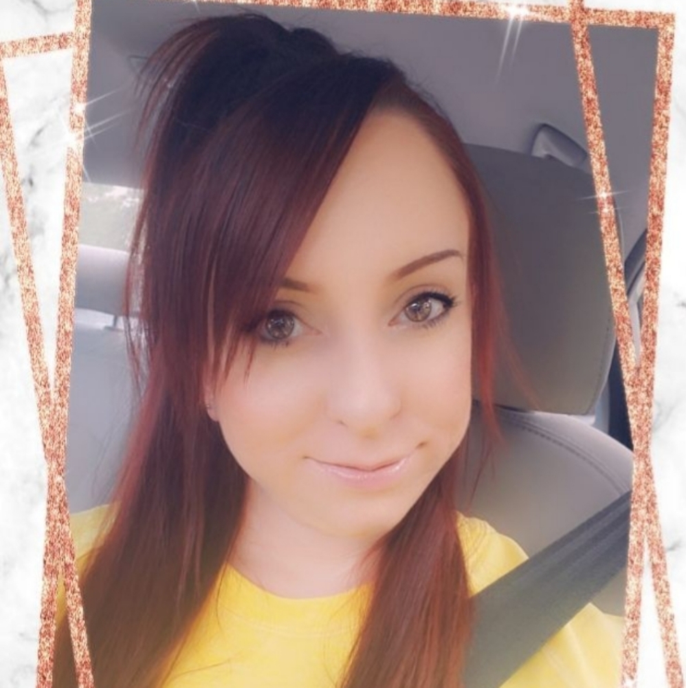 Meet your Posher, Rebekah